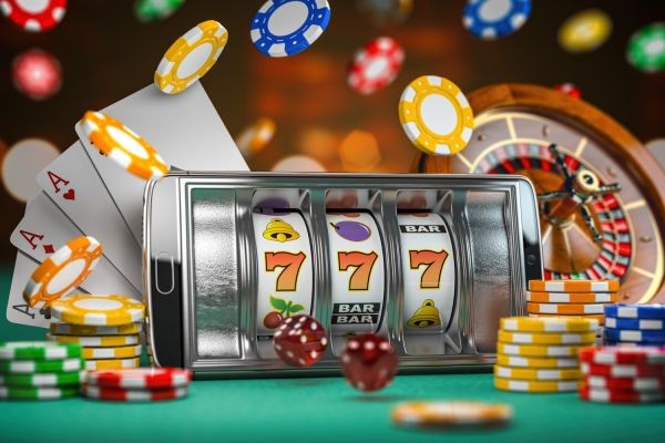 The Evolution of Casino Games: From Land-Based to Online